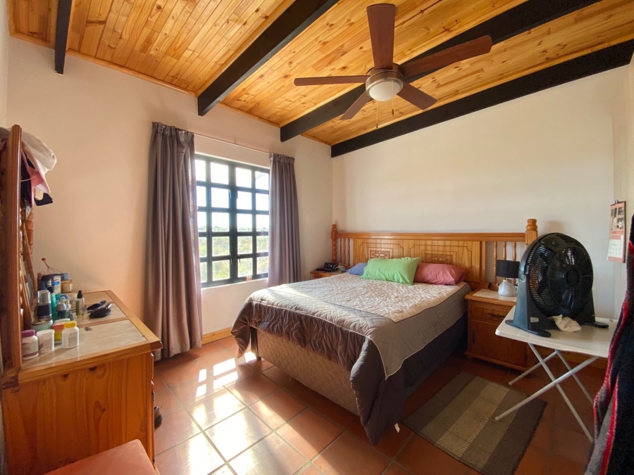 5 Bedroom Property for Sale in Hopefield Western Cape